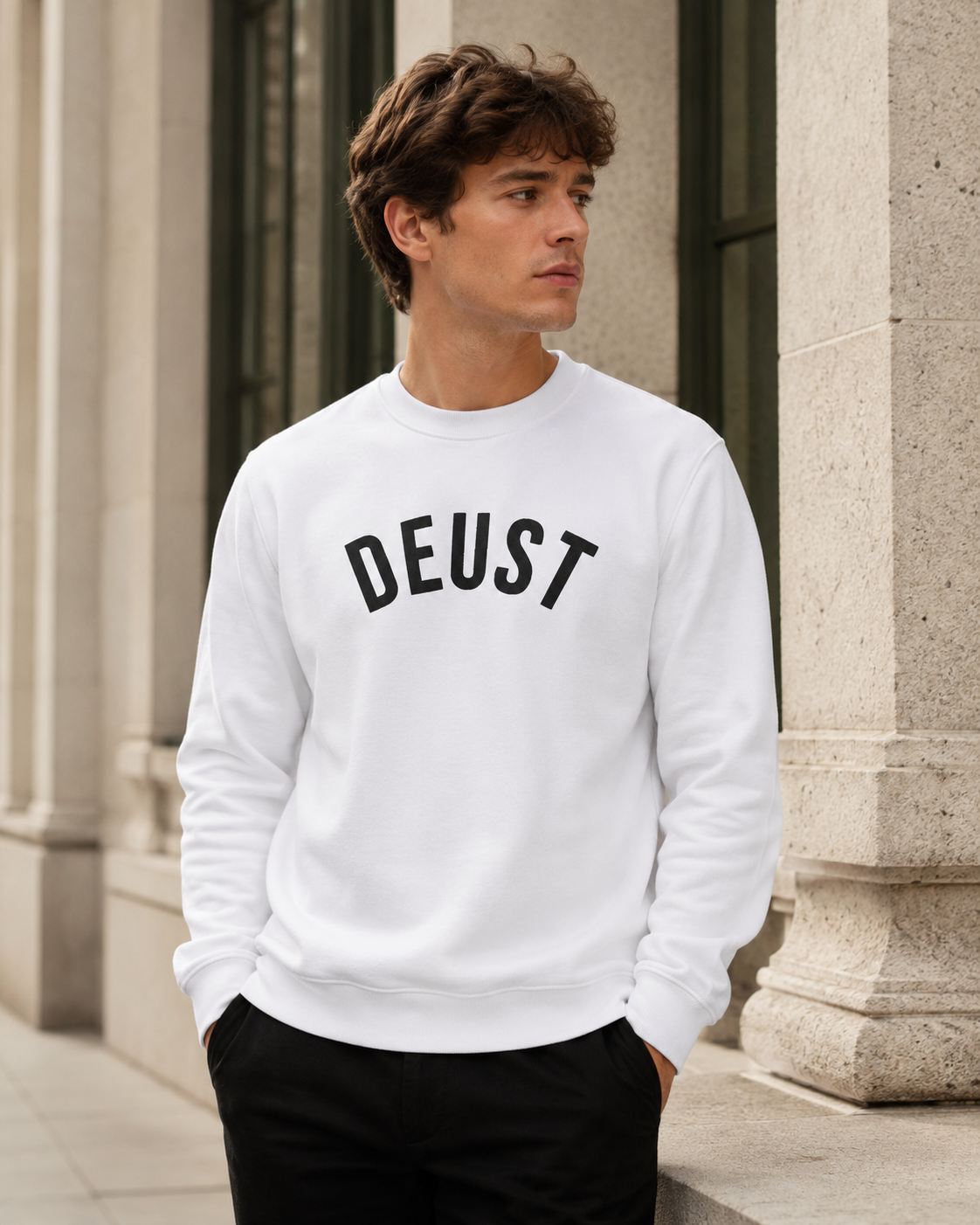 Sweatshirt "DEUST V2" - geborduurd